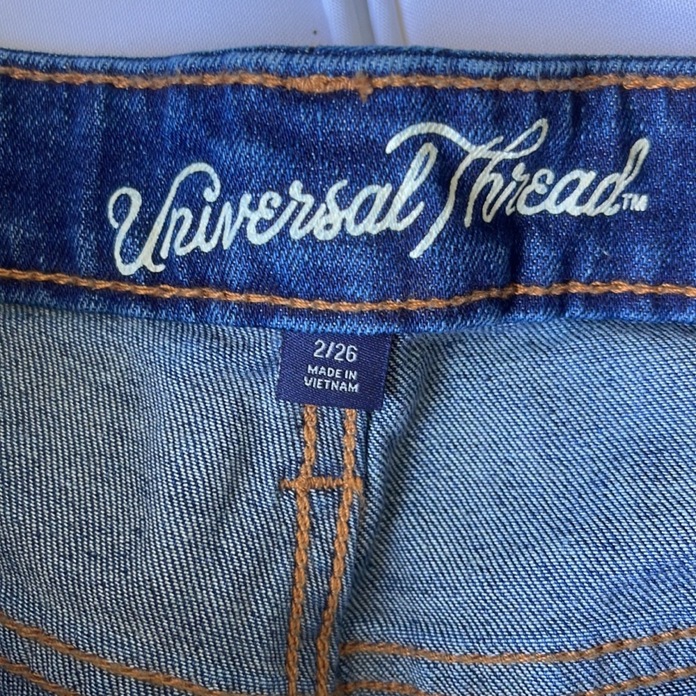 Universal Thread Jean Shorts - Picture 3 of 3